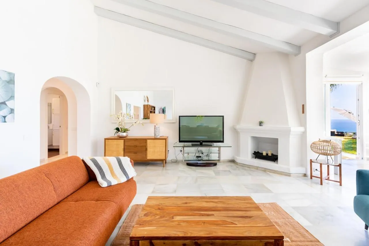 Villa Cabopino - Golfside Villa With Spectacular Ocean Views Spain
